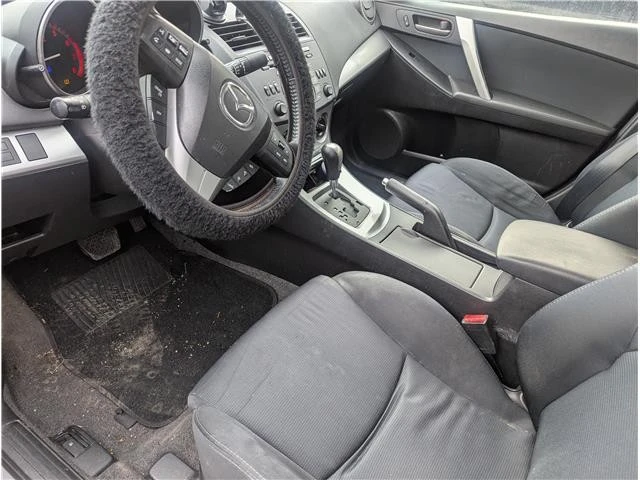 2011 Mazda Mazda 3 2nd Gen - Image 5 of 11