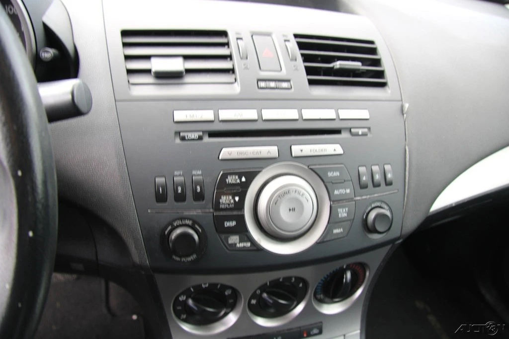 2011 Mazda Mazda 3 2nd Gen - Image 16 of 21