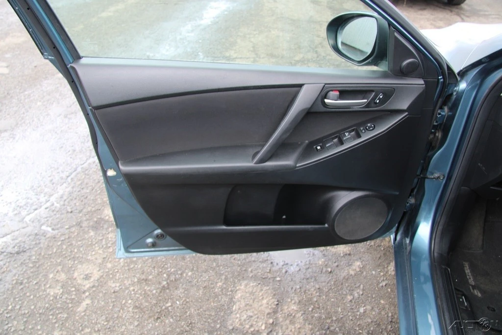 2011 Mazda Mazda 3 2nd Gen - Image 11 of 21