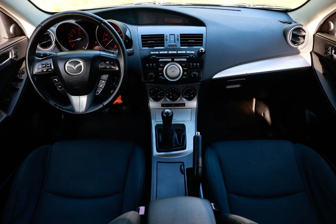 2011 Mazda Mazda 3 2nd Gen - Image 2 of 12