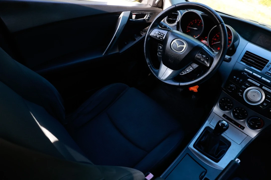 2011 Mazda Mazda 3 2nd Gen - Image 20 of 21