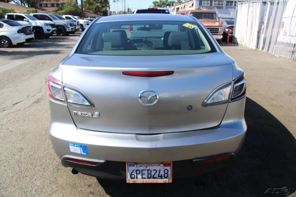 2011 Mazda Mazda 3 2nd Gen - Image 5 of 21