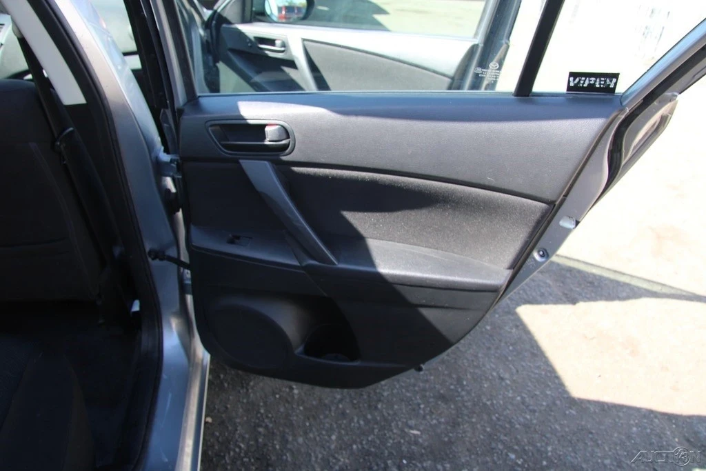 2011 Mazda Mazda 3 2nd Gen - Image 20 of 21
