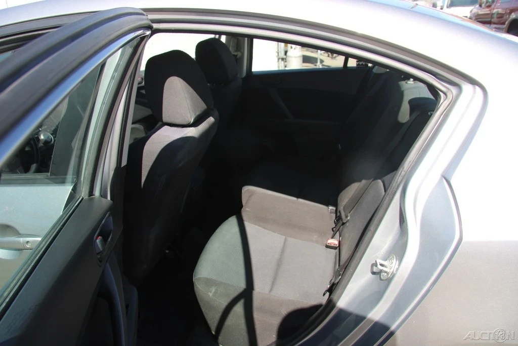 2011 Mazda Mazda 3 2nd Gen - Image 18 of 21
