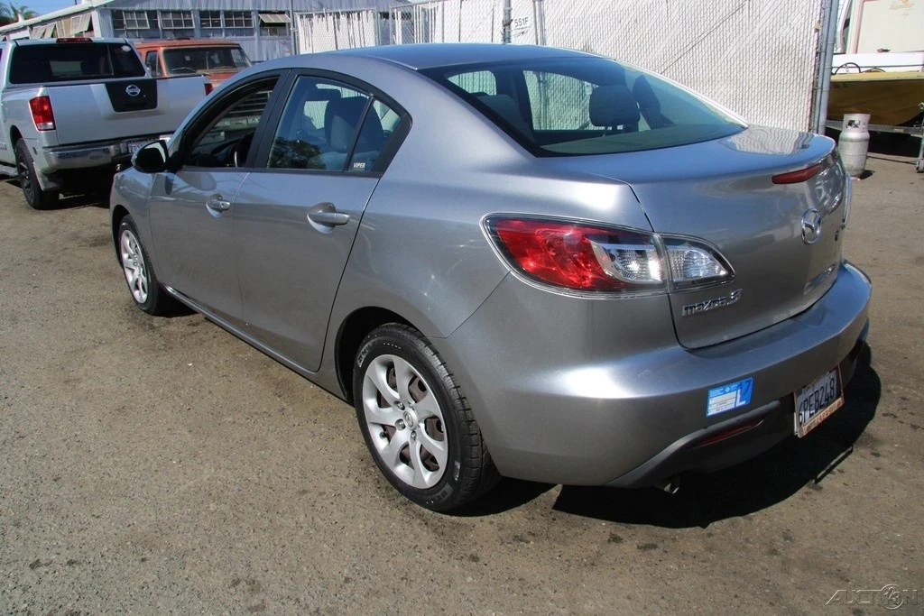 2011 Mazda Mazda 3 2nd Gen - Image 4 of 21