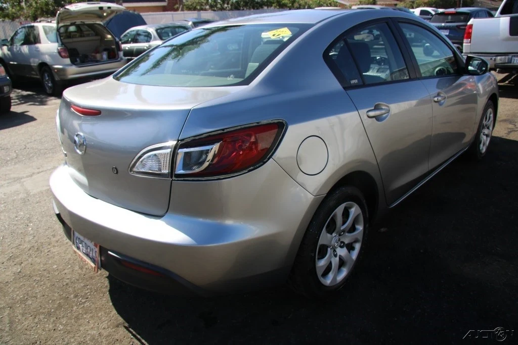 2011 Mazda Mazda 3 2nd Gen - Image 6 of 21