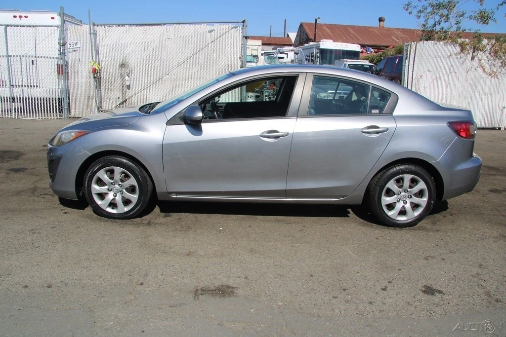 2011 Mazda Mazda 3 2nd Gen - Image 3 of 21
