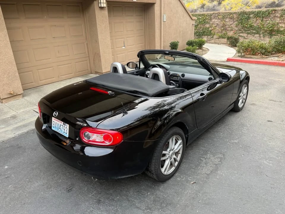 2011 Mazda NC MX-5 Miata - Image 4 of 10