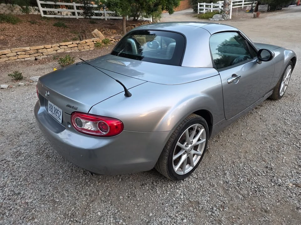 2011 Mazda NC MX-5 Miata - Image 3 of 3