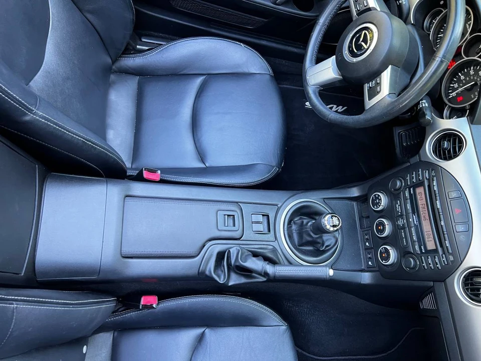 2011 Mazda NC MX-5 Miata - Image 19 of 24