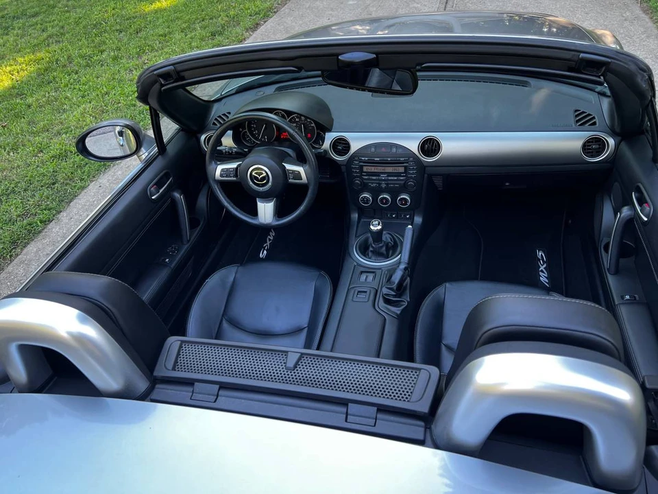 2011 Mazda NC MX-5 Miata - Image 16 of 24