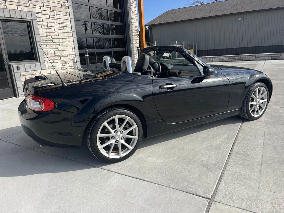 2011 Mazda NC MX-5 Miata - Image 12 of 31