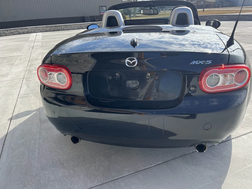 2011 Mazda NC MX-5 Miata - Image 13 of 31