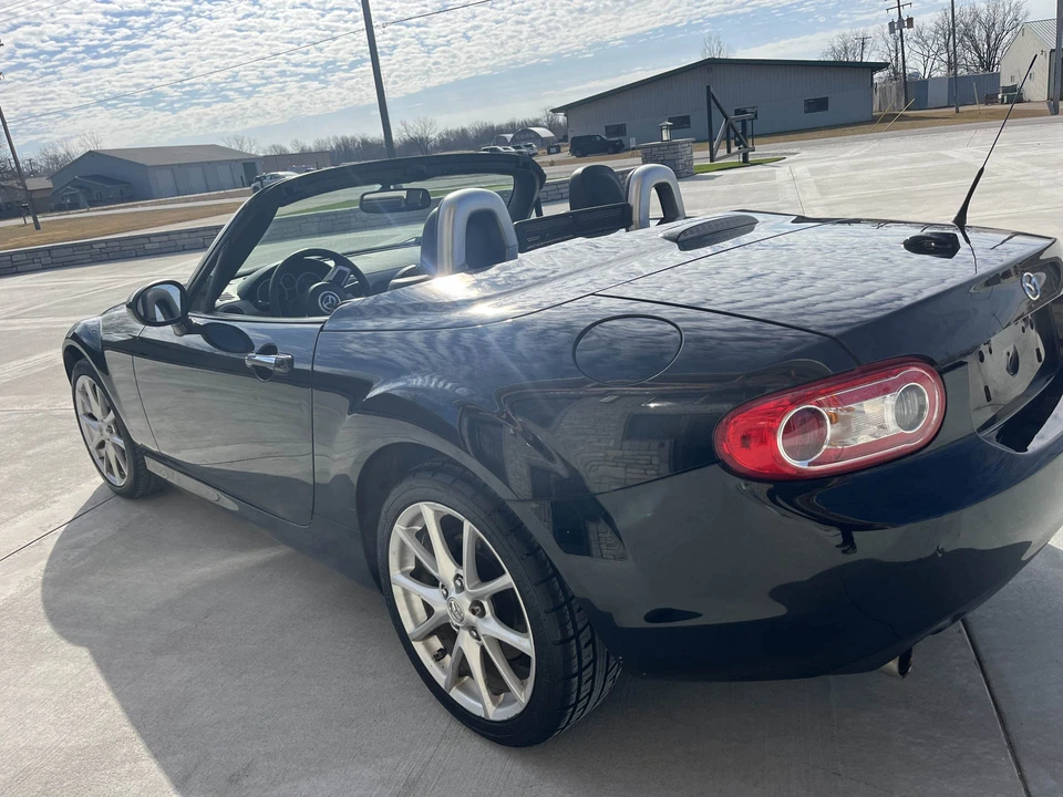 2011 Mazda NC MX-5 Miata - Image 14 of 31