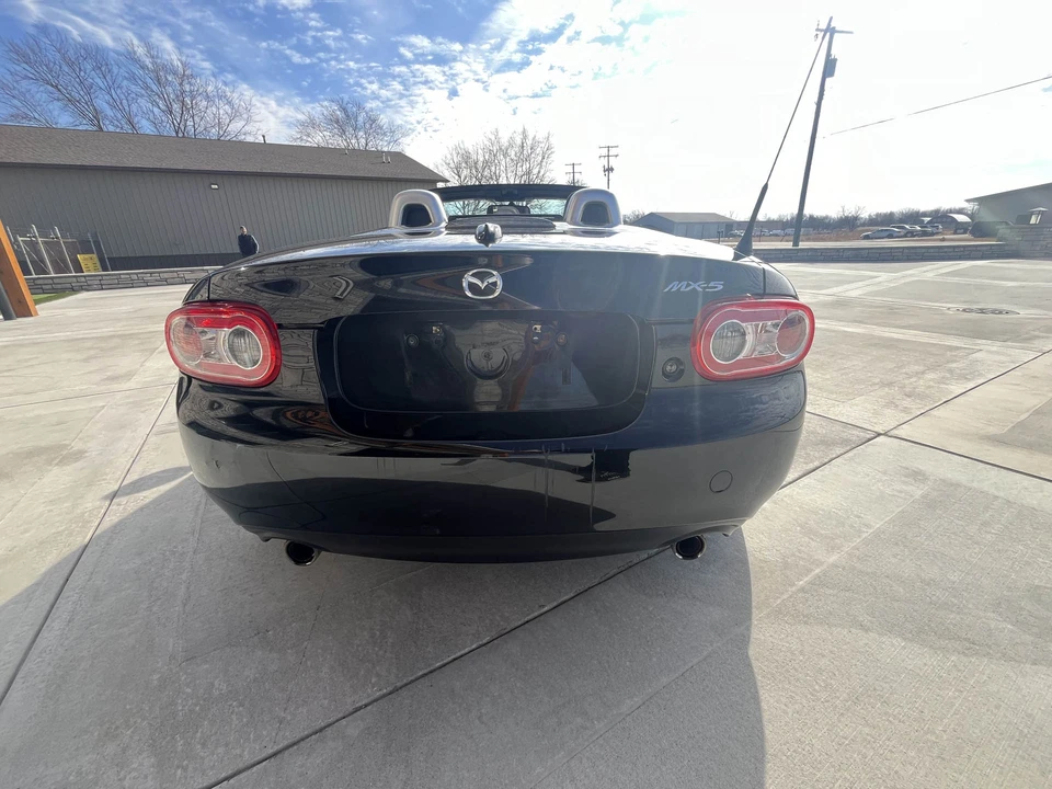 2011 Mazda NC MX-5 Miata - Image 24 of 31