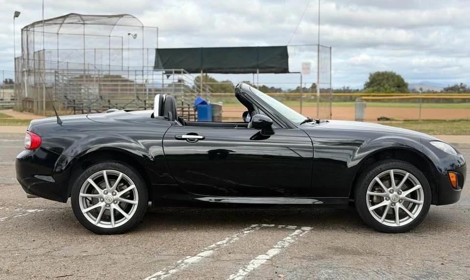 2011 Mazda NC MX-5 Miata - Image 5 of 10