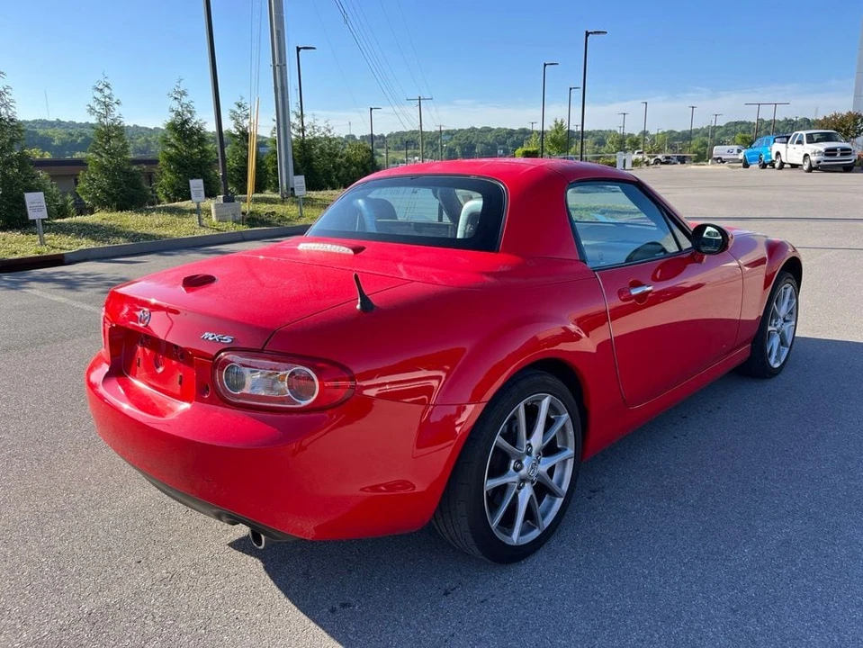 2011 Mazda NC MX-5 Miata - Image 7 of 11