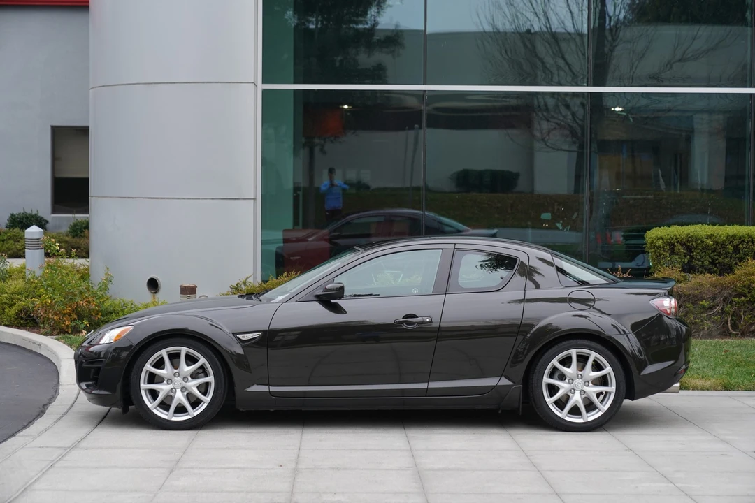 2011 Mazda RX-8 2nd Gen - Image 27 of 31