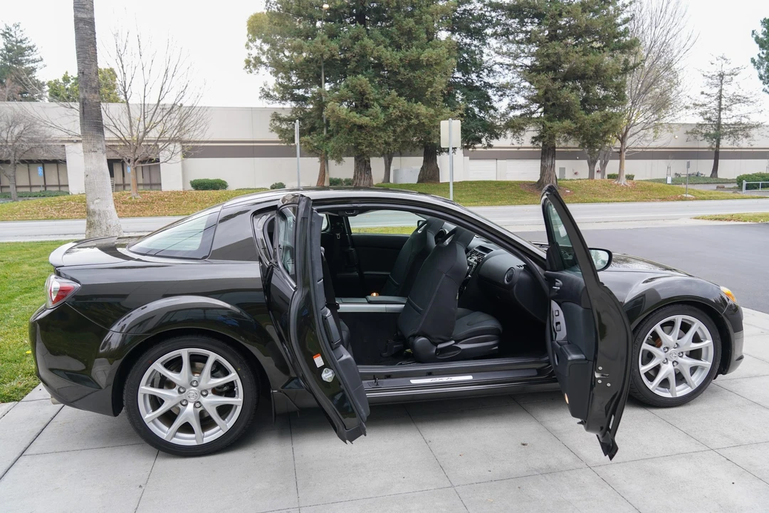 2011 Mazda RX-8 2nd Gen - Image 30 of 31