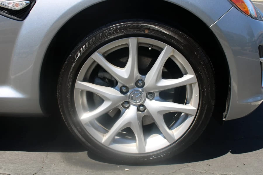 2011 Mazda RX-8 2nd Gen - Image 16 of 31