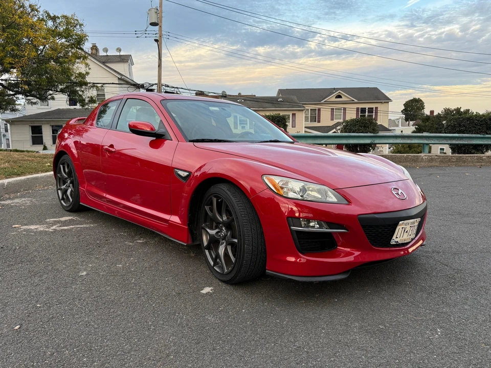 2011 Mazda RX-8 2nd Gen - Image 2 of 31