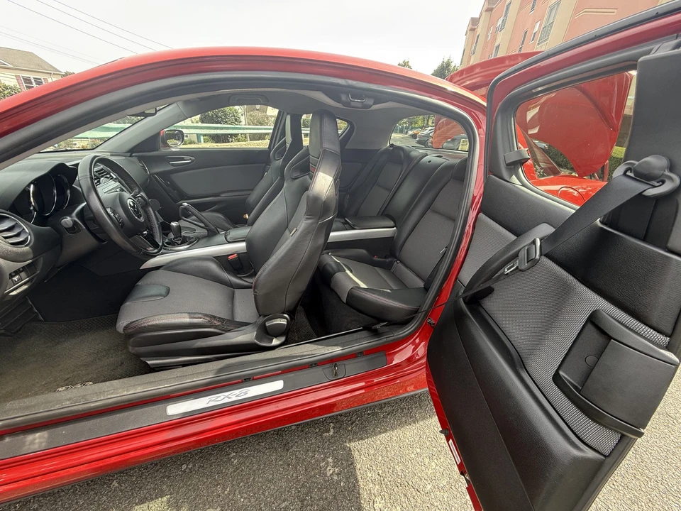 2011 Mazda RX-8 2nd Gen - Image 25 of 31