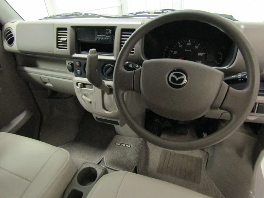 2011 Mazda - Image 5 of 12