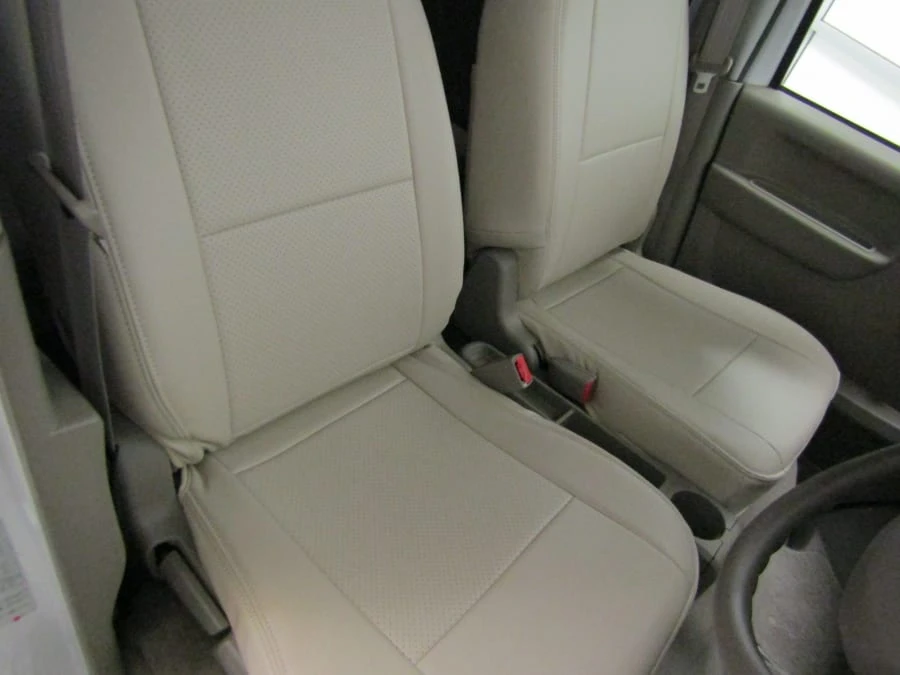 2011 Mazda - Image 6 of 12