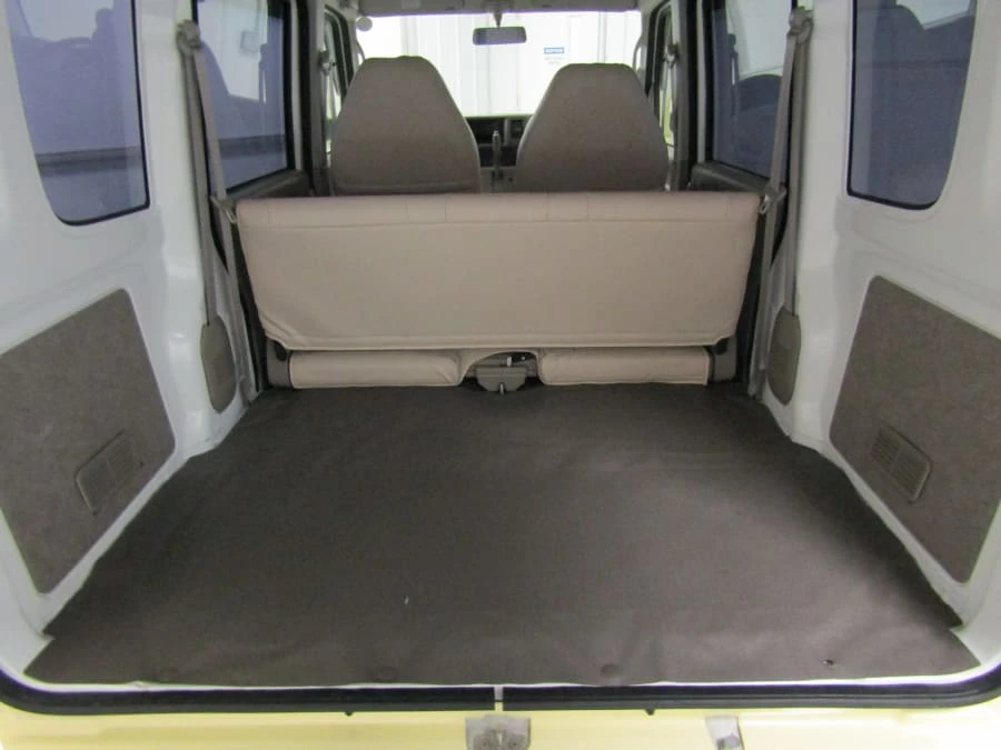 2011 Mazda - Image 8 of 12