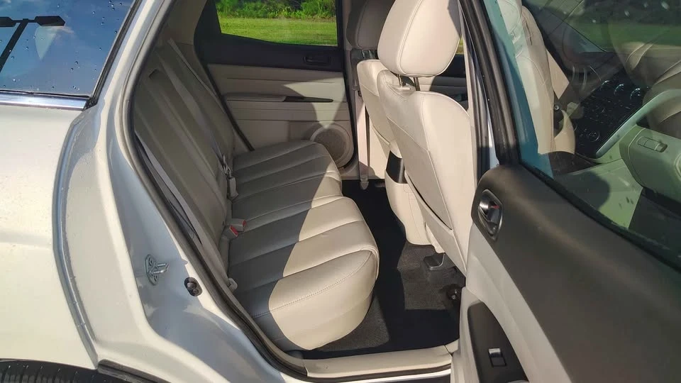 2011 Mazda CX-7 - Image 8 of 9