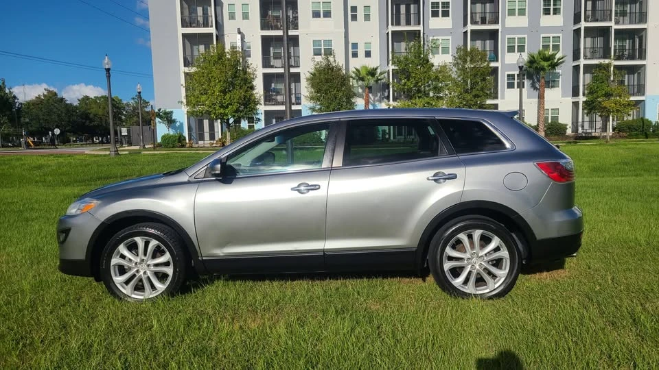 2011 Mazda CX-9 - Image 8 of 13