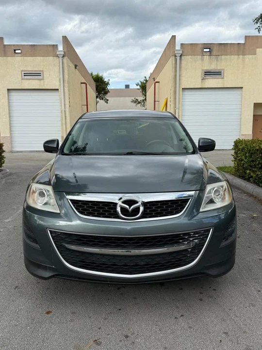2011 Mazda CX-9 - Image 2 of 8