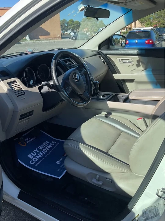2011 Mazda CX-9 - Image 2 of 10