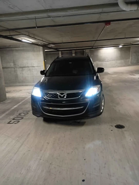 2011 Mazda CX-9 - Image 2 of 9
