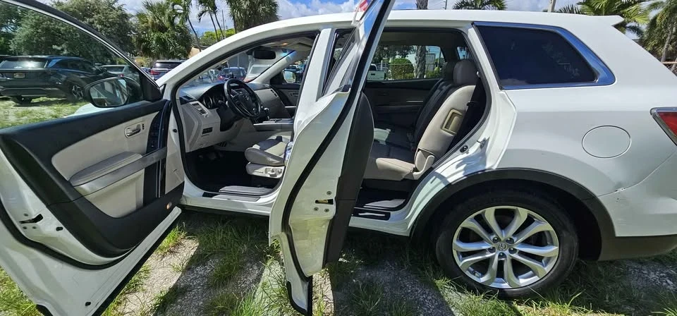 2011 Mazda CX-9 - Image 7 of 11