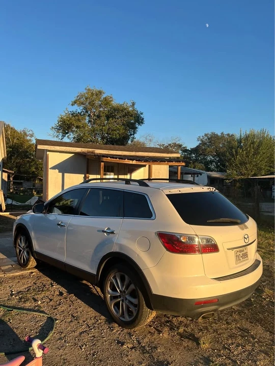 2011 Mazda CX-9 - Image 2 of 6