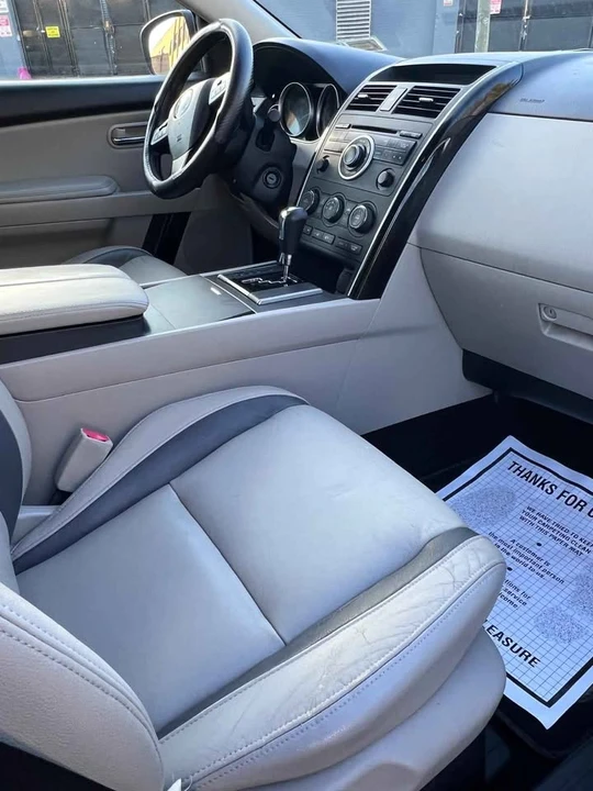 2011 Mazda CX-9 - Image 8 of 15