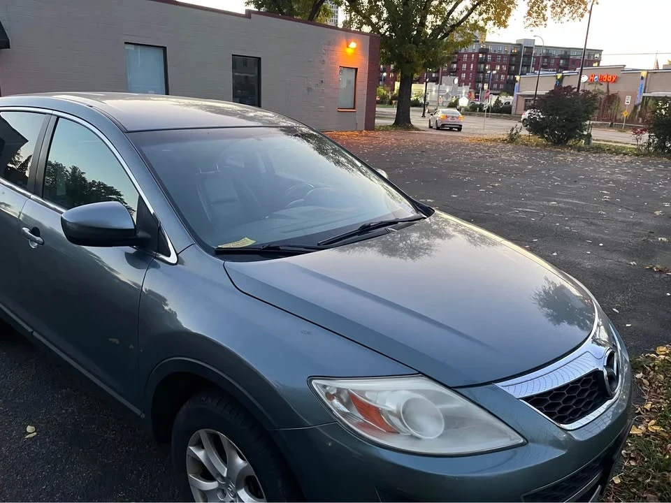 2011 Mazda CX-9 - Image 2 of 12