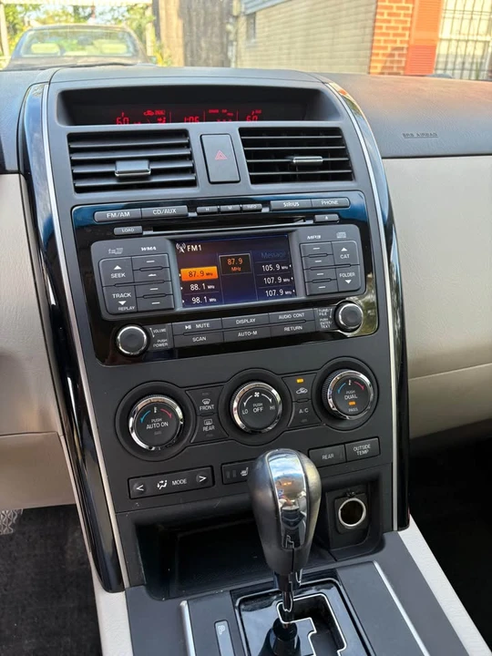 2011 Mazda CX-9 - Image 8 of 12