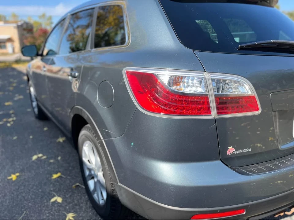 2011 Mazda CX-9 - Image 2 of 16