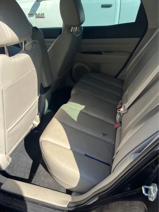 2011 Mazda CX-7 - Image 2 of 8