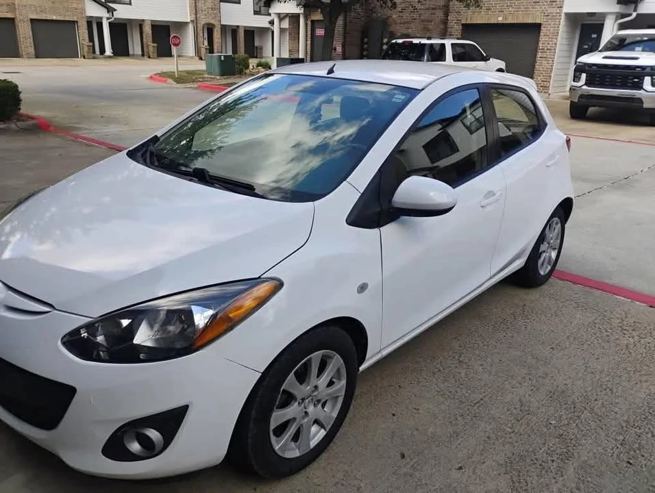 2011 Mazda Mazda 2 2nd Gen - Image 2 of 7