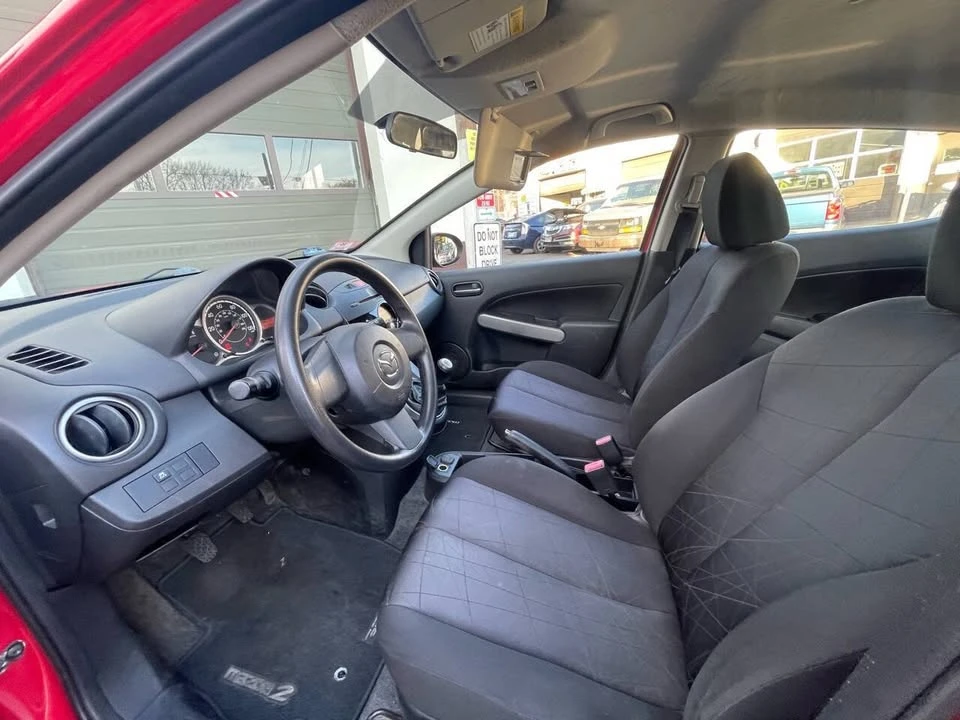 2011 Mazda Mazda 2 2nd Gen - Image 13 of 19