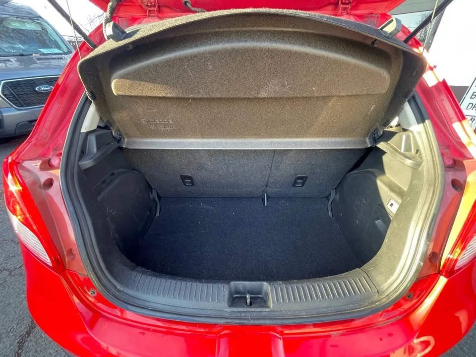 2011 Mazda Mazda 2 2nd Gen - Image 11 of 19