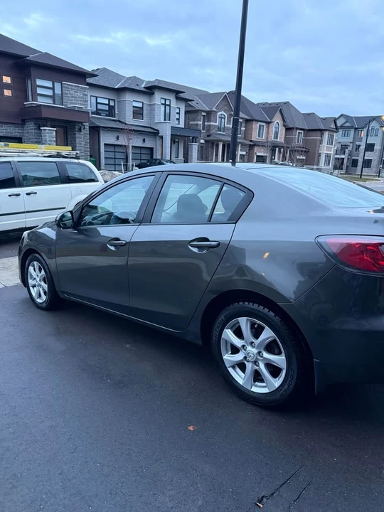 2011 Mazda Mazda 3 2nd Gen - Image 3 of 7