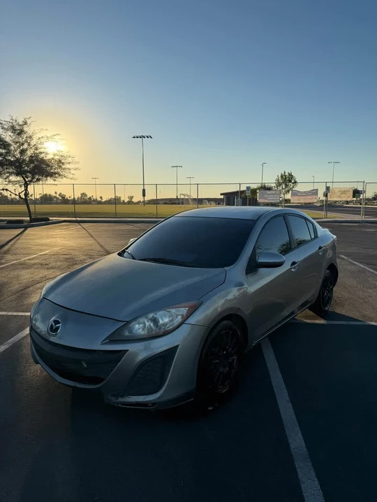 2011 Mazda Mazda 3 2nd Gen - Image 3 of 15