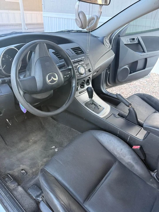 2011 Mazda Mazda 3 2nd Gen - Image 9 of 15