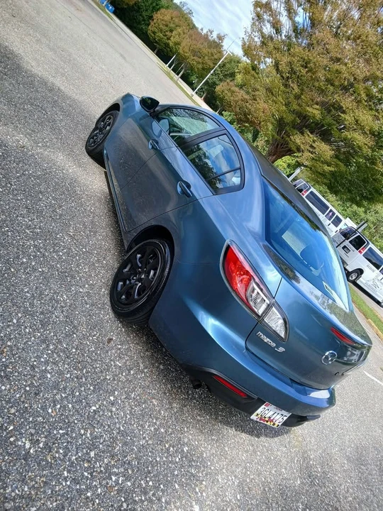2011 Mazda Mazda 3 2nd Gen - Image 6 of 12