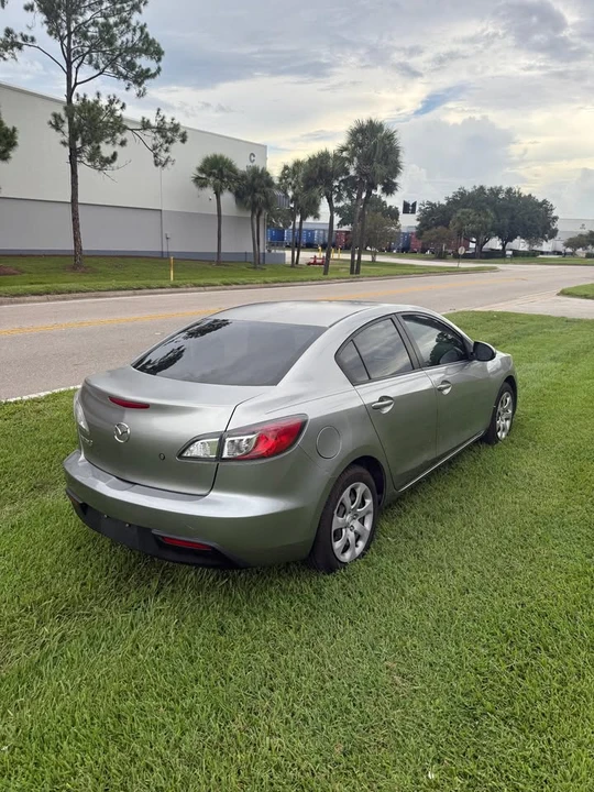2011 Mazda Mazda 3 2nd Gen - Image 7 of 13