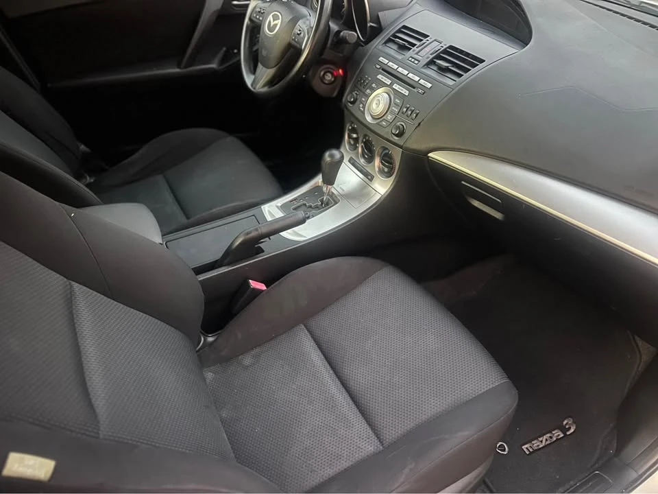 2011 Mazda Mazda 3 2nd Gen - Image 12 of 17